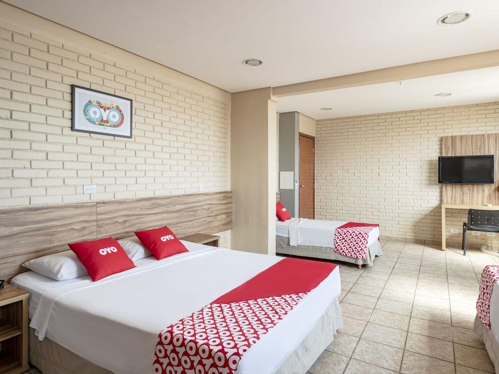 Rede Andrade Goiania Centro Hotel Kültér fotó