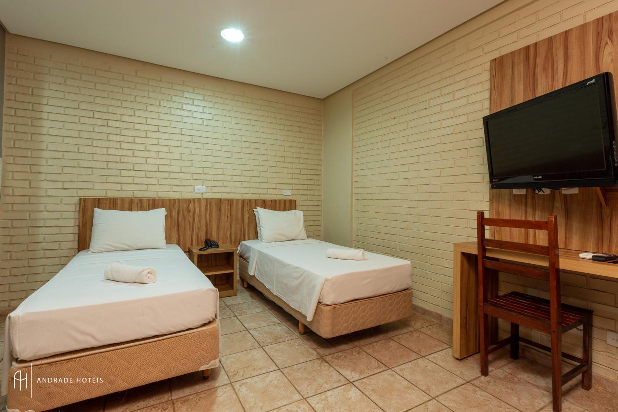 Rede Andrade Goiania Centro Hotel Kültér fotó